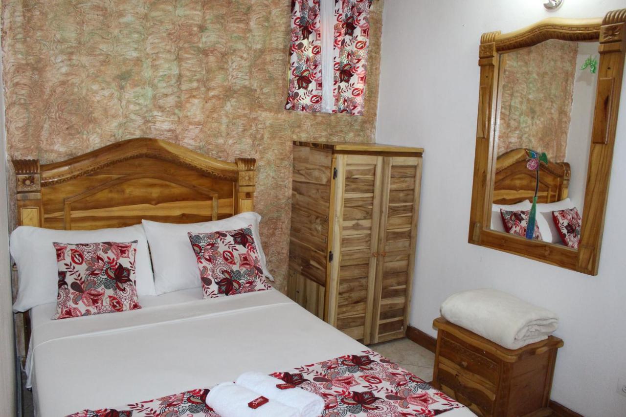 Hotel Las Guacamayas Guatapé 外观 照片