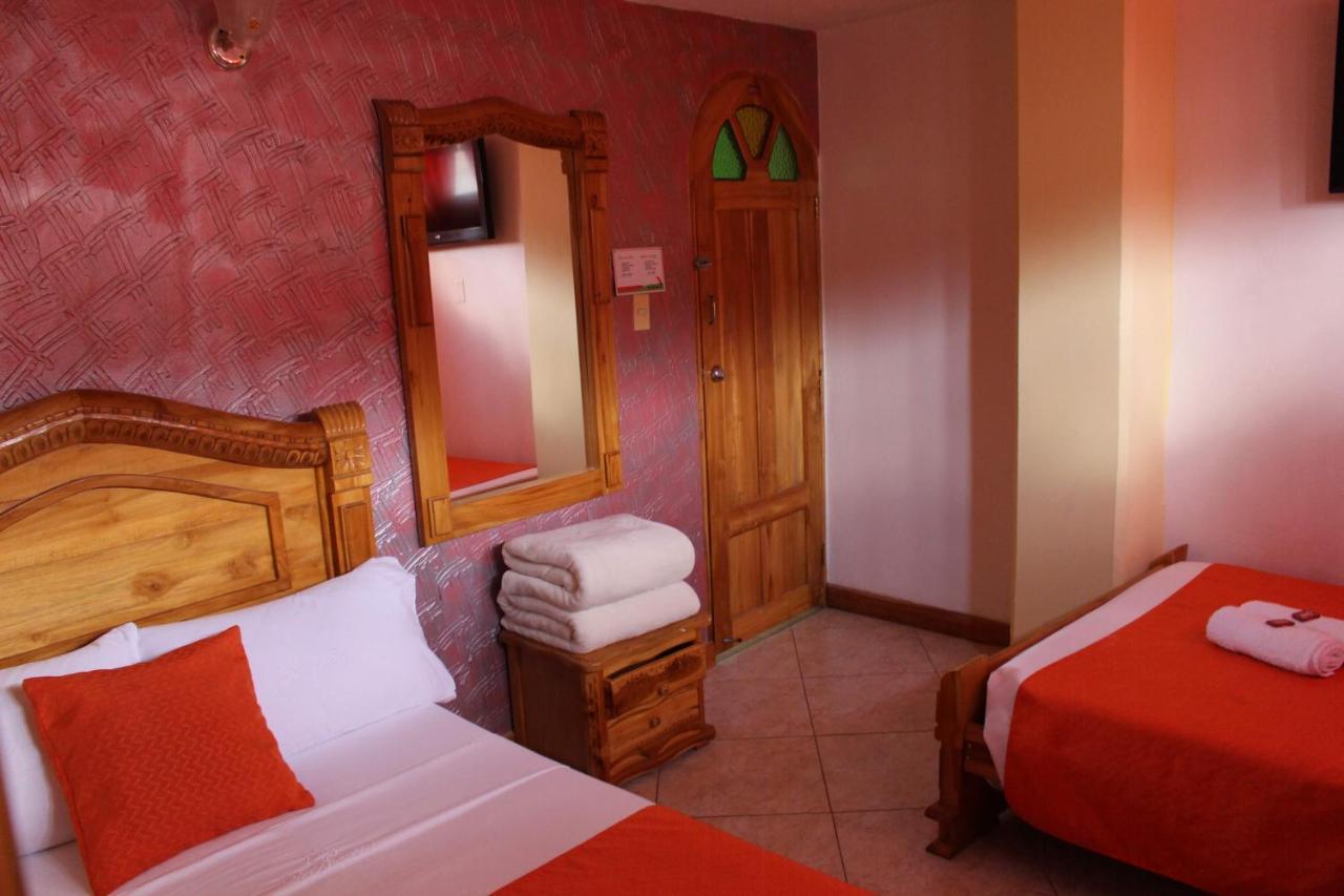 Hotel Las Guacamayas Guatapé 外观 照片