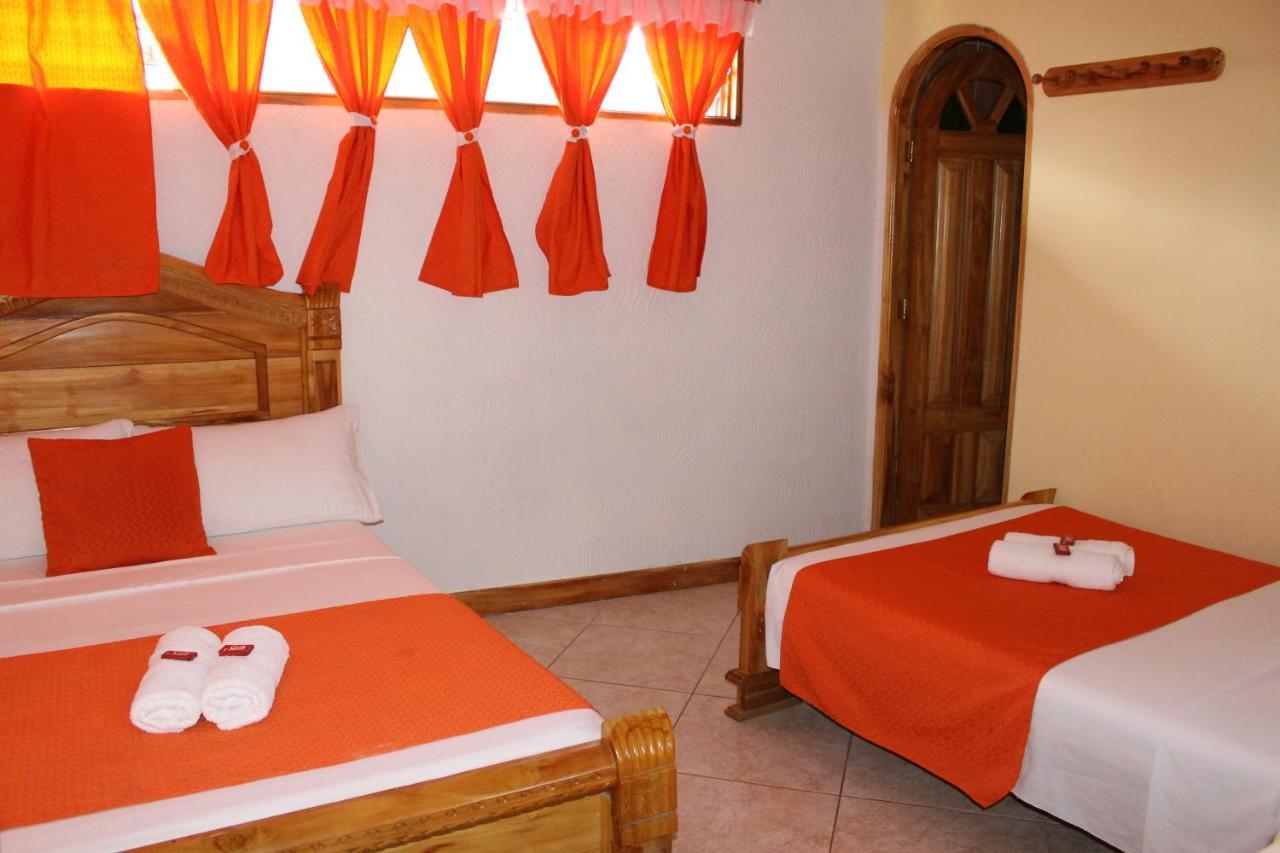 Hotel Las Guacamayas Guatapé 外观 照片