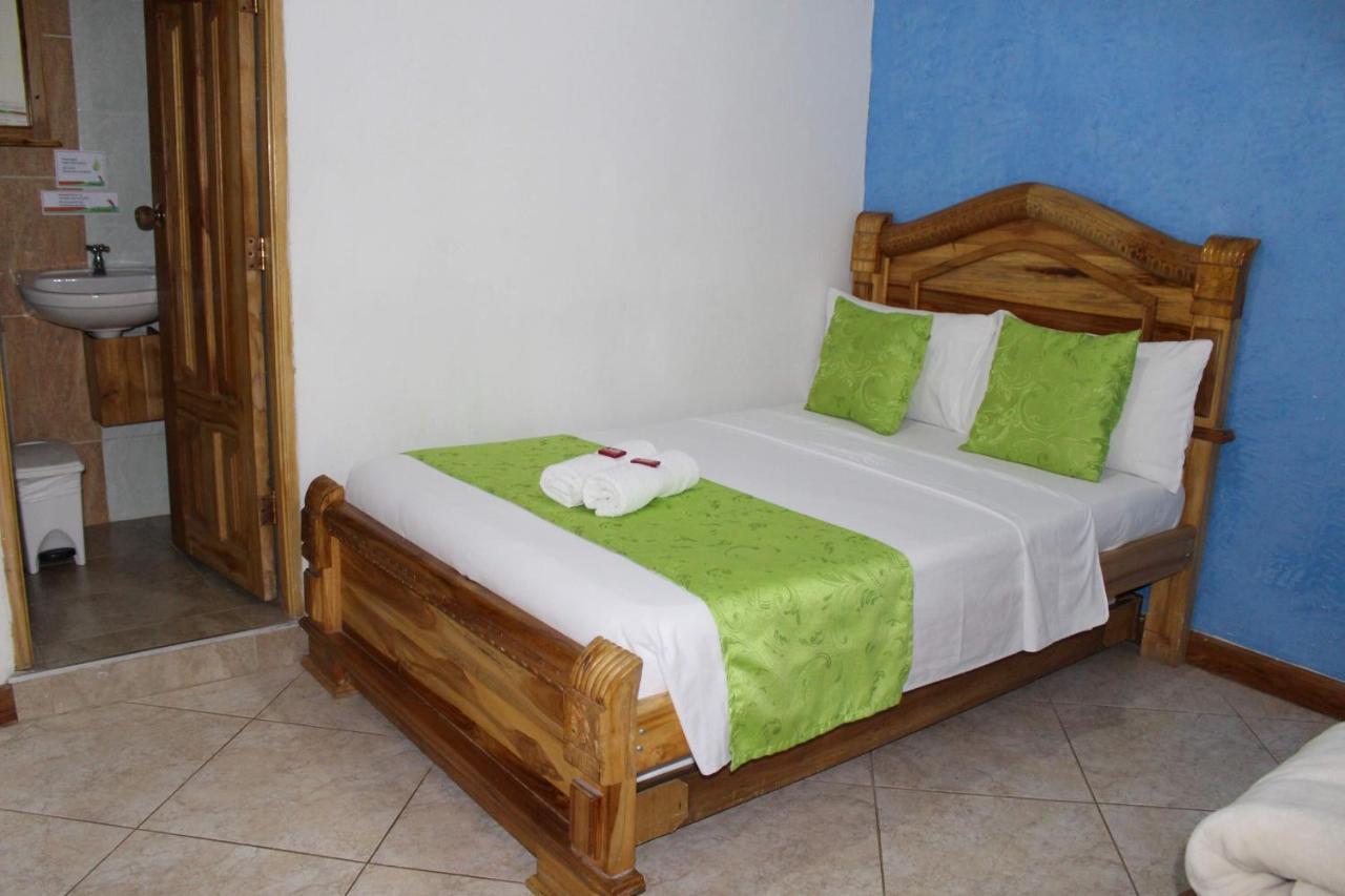 Hotel Las Guacamayas Guatapé 外观 照片